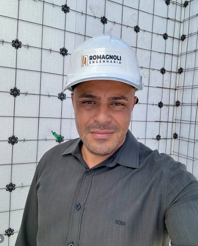 Engº Wengler Romagnoli, CEO da Romagnoli Engenharia e especialista em Painel Monolítico